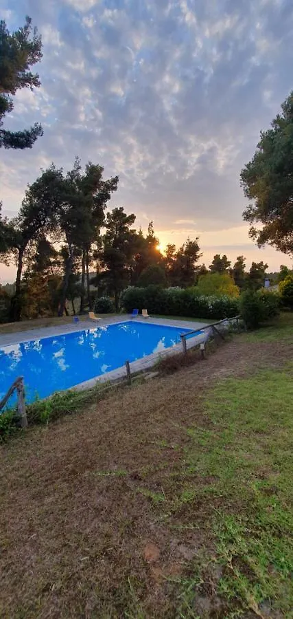 Nikol Villa Elani Siviri